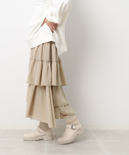 Cutie Blonde（キューティーブロンド）の「◆コーデの主役 ランダムティアード スカート（スカート・レディース・ライトベージュ/ブラック・00）」の4枚目の写真