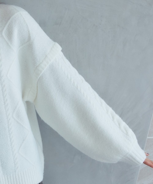 miclat（ミクラ）の「大きいサイズ　ケーブル編みハイネックボリュームニット　miclat（ニット/セーター・レディース・ネイビー/アイボリー・5L/4L/L/LL/3L）」の10枚目の写真