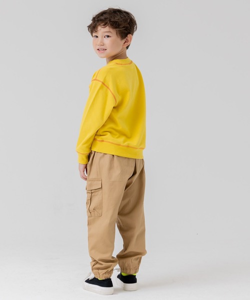 chil2（チルツー）の「コットン100％ ワイドカーゴパンツ（カーゴパンツ・キッズ・ホワイト/ブラック/ベージュ/カーキ・120cm/130cm/90cm/160cm/150cm/100cm/110cm/140cm）」の12枚目の写真