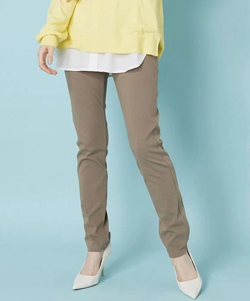 BELLUNA PLUS（ベルーナ）の「美ストレッチ素材レギンスパンツ股下６８ｃｍ（その他パンツ・レディース・ブルー系/イエロー/モスグリーン/インディゴブルー/ライトベージュ/ブラック/ローズ/ピンク/オフホワイト/ブルー系その他/ケミカルウォッシュ/パープル系/ブラック系2/レモンイエロー/ベージュ系その他2/グリーン系その他/ブルー系その他2/ワイン/イエロー系その他2/アイボリー/ミント/モカ/ライトイエロー系/テラコッタ・SMALL/X-LARGE/LARGE/MEDIUM）」の6枚目の写真