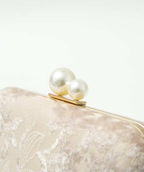 Cupid Heart（キューピッドハート）の「【Cupid Heart】結婚式bag！ベロアパールハードクラッチバッグ（クラッチバッグ・レディース・ベージュ/ピンクベージュ/ブラック・MEDIUM）」の18枚目の写真