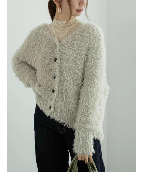 Te chichi（テチチ）の「シャギーミドルVネックカーディガン（カーディガン/ボレロ・レディース・チャコールグレー/ベージュ/グレー・F）」の3枚目の写真