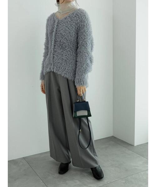 Te chichi（テチチ）の「シャギーミドルVネックカーディガン（カーディガン/ボレロ・レディース・チャコールグレー/ベージュ/グレー・F）」の5枚目の写真