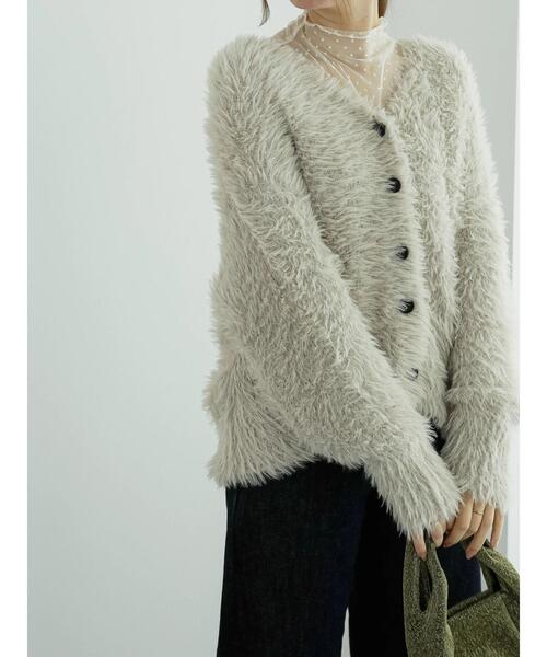 Te chichi（テチチ）の「シャギーミドルVネックカーディガン（カーディガン/ボレロ・レディース・チャコールグレー/ベージュ/グレー・F）」の8枚目の写真