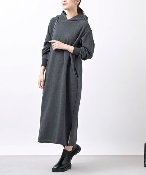 rps（アールピーエス）の「裏起毛パーカーワンピース（ワンピース・レディース・ブラック系その他4/ブラック/グレー系その他・フリー）」の3枚目の写真