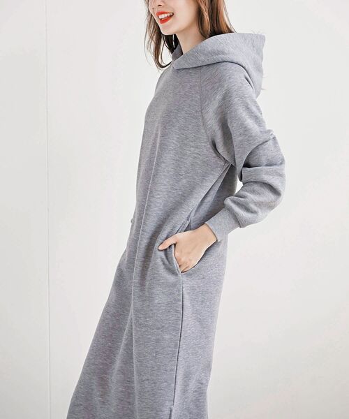 rps（アールピーエス）の「裏起毛パーカーワンピース（ワンピース・レディース・ブラック系その他4/ブラック/グレー系その他・フリー）」の9枚目の写真