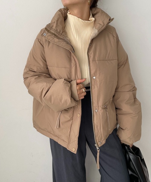 210nouve(トゥージュヌーブ)の「ボリュームフェイクダウントブルゾン(ダウンジャケット/コート・レディース・ブラック/ベージュ・FREE)」の2枚目の写真