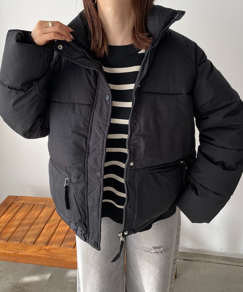 210nouve(トゥージュヌーブ)の「ボリュームフェイクダウントブルゾン(ダウンジャケット/コート・レディース・ブラック/ベージュ・FREE)」の1枚目の写真