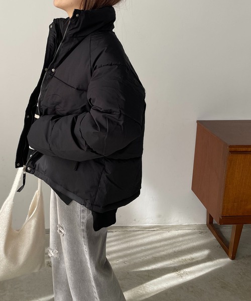 210nouve(トゥージュヌーブ)の「ボリュームフェイクダウントブルゾン(ダウンジャケット/コート・レディース・ブラック/ベージュ・FREE)」の17枚目の写真