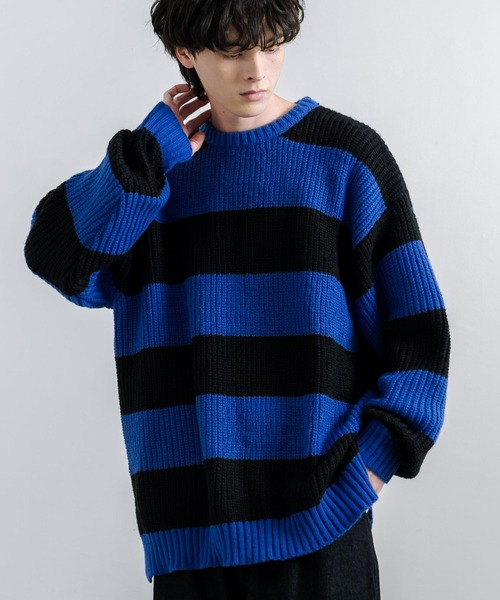 Rocky Monroe(ロッキーモンロー)の「オーバーサイズサイドスリット入りボーダークルーネックニット(ニット/セーター・メンズ・チャコール/ロイヤルブルー/レッド/オフホワイト・L/M)」の3枚目の写真