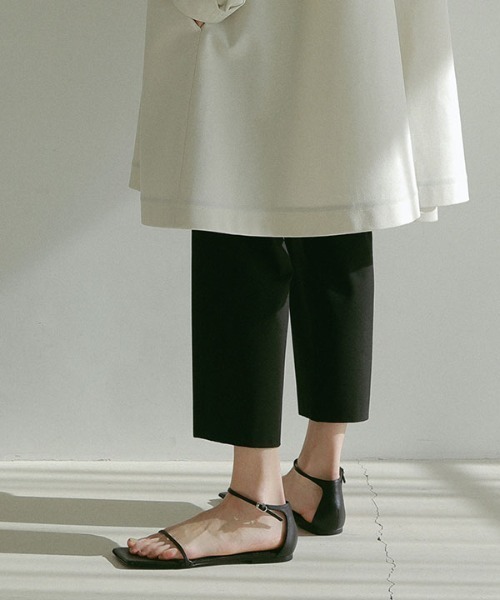 ETRE TOKYO スクエアトゥフラットシューズ 　未使用 24日まで ETRE TOKYO スクエアトゥフラットシューズ 未使用 24日まで 2025年最新