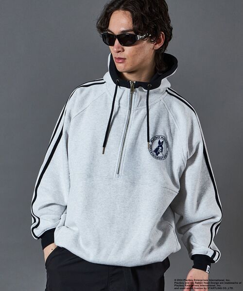 PLAYBOY(プレイボーイ)の「【SEQUENZ(シークエンズ)】PB FADE 1/2 ZIP HOODIE(パーカー・メンズ・ブラック/グレー・X-LARGE/LARGE/MEDIUM)」の13枚目の写真