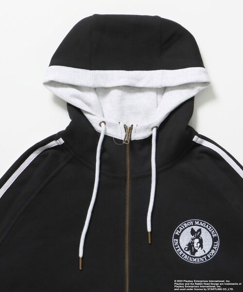 PLAYBOY(プレイボーイ)の「【SEQUENZ(シークエンズ)】PB FADE 1/2 ZIP HOODIE(パーカー・メンズ・ブラック/グレー・X-LARGE/LARGE/MEDIUM)」の21枚目の写真