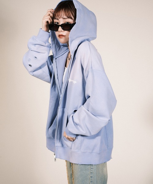 RePRODUCTION LABEL(リプロダクションレーベル)の「【ユニセックス】【RePRODUCTION LABEL / リプロダクションレーベル】ワンポイントロゴジップパーカー(パーカー・レディース・パープル/ブラック/グレー・FREE)」の8枚目の写真