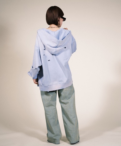 RePRODUCTION LABEL(リプロダクションレーベル)の「【ユニセックス】【RePRODUCTION LABEL / リプロダクションレーベル】ワンポイントロゴジップパーカー(パーカー・レディース・パープル/ブラック/グレー・FREE)」の4枚目の写真
