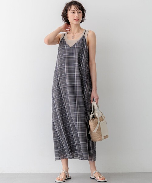 23区(ニジュウサンク)の「コットンリブ タンクトップ(タンクトップ・レディース・ブラック系/ベージュ系/ホワイト系1/ホワイト系/ブラック系1/ブラウン系・40/38)」の19枚目の写真