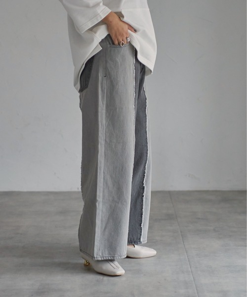 each（イーチ）の「センターシームフリンジ切替デニムパンツ（デニムパンツ・レディース・グレー・FREE）」の4枚目の写真