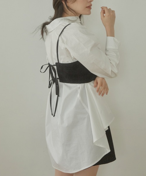 ACYM(アシーム)の「Tweed corset ビスチェ(その他トップス・レディース・ベージュ/ブラック・FREE)」の6枚目の写真