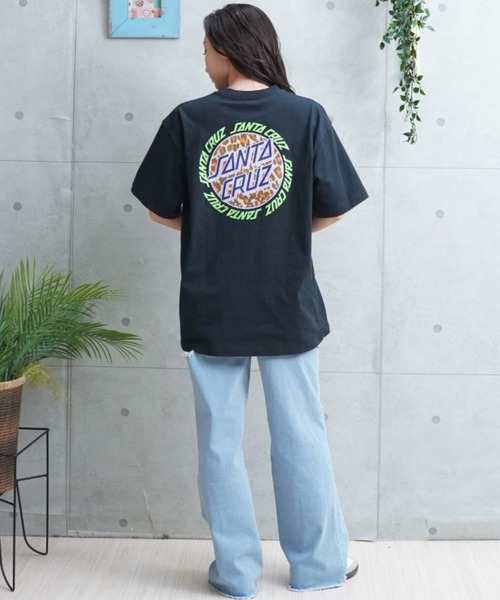 SANTA CRUZ（サンタクルーズ）の「【ムラサキスポーツ限定】SANTACRUZ/サンタクルーズ オーバーサイズTシャツ バックプリント 502241437（Tシャツ/カットソー・レディース・スミクロ/ホワイト/ライトブルー・XL/L/M）」の15枚目の写真