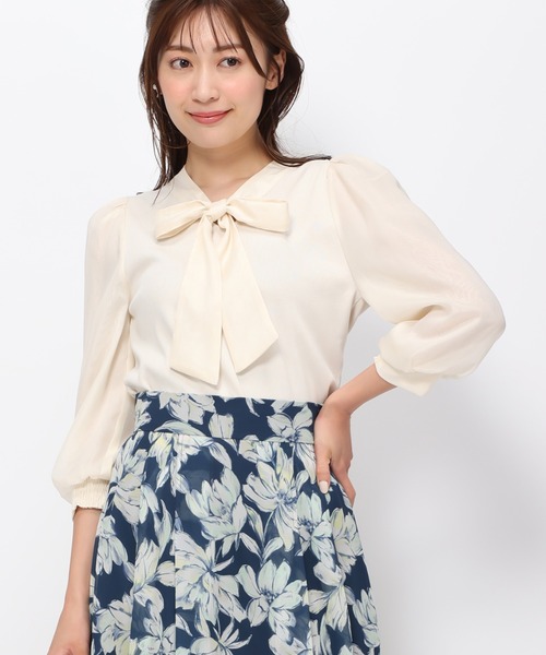 MISCH MASCH（ミッシュマッシュ）の「ブライトブラウス袖ボウタイニット/MM418315（ニット/セーター・レディース・ベージュ/ホワイト/イエロー/ピンク・ﾌﾘ-）」の2枚目の写真