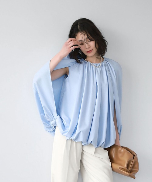 ELFRANK(エルフランク)の「2WAY裾バルーンケープブラウス(シャツ/ブラウス・レディース・ブラック/ブルー/オフホワイト・FREE)」の9枚目の写真