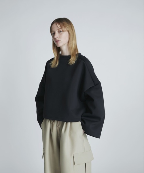 F/CE. （エフシーイー）の「F/CE. DELTA CROPPED TOP / エフシーイー デルタ クロップド トップ（スウェット・レディース・アイボリー/オリーブ/ブラック・FREE）」の2枚目の写真
