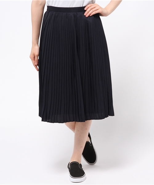 ikka（イッカ）の「Sdv エステルツイルプリーツスカート（スカート・レディース・レッド/キャメル/ネイビー・MEDIUM）」の2枚目の写真