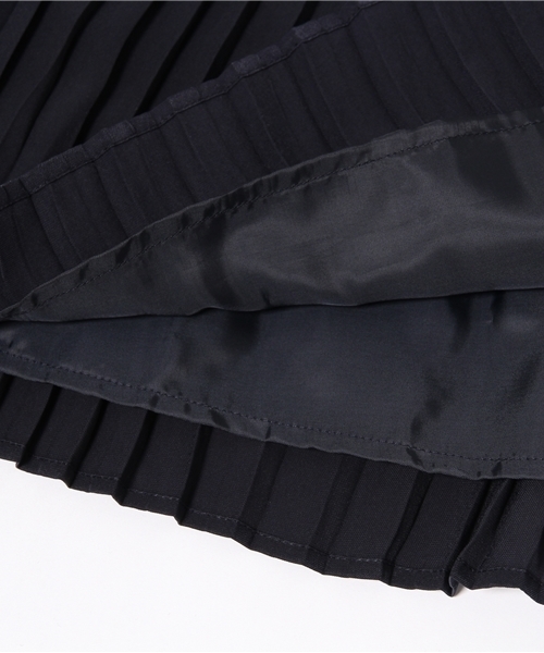 ikka（イッカ）の「Sdv エステルツイルプリーツスカート（スカート・レディース・レッド/キャメル/ネイビー・MEDIUM）」の10枚目の写真