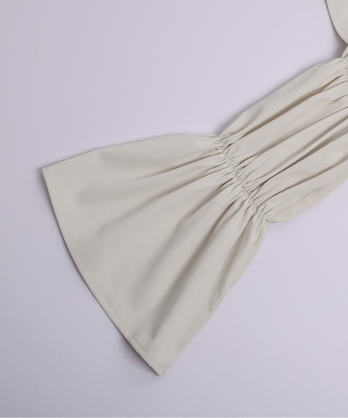 Lajour(ラジュール)の「前後2wayフリルブラウス(シャツ/ブラウス・レディース・ホワイト/ベージュ/ブラック・フリー)」の13枚目の写真