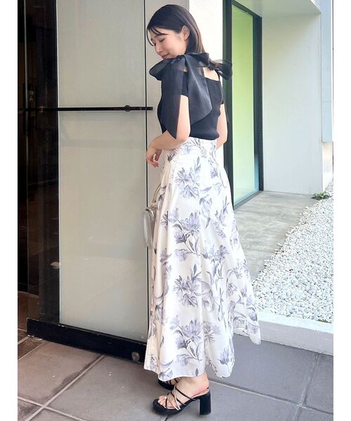 MERCURYDUO（マーキュリーデュオ）の「ボタニカルフラワーフレアースカート（スカート・レディース・チャコールグレー/ライトグレー/ピンク・SMALL/MEDIUM）」の5枚目の写真