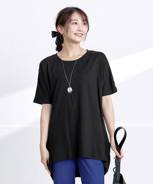 Tiaclasse(ティアクラッセ)の「【洗える】脇タックポンチプルオーバー(Tシャツ/カットソー・レディース・ブラック/オフホワイト/ブルー/グリーン/モカ・L/M)」の22枚目の写真