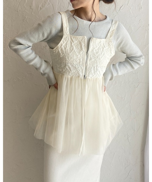 She's Closet(シーズクローゼット)の「ダブルジップアップチュールドッキングふくれジャガードペプラムビスチェキャミソール(ベスト・レディース・アイボリー/グレー/ブラック・FREE)」の5枚目の写真
