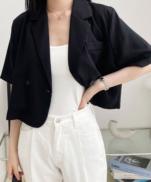 新品未使用品 EMPORIO ARMANI サテンショートジャケット 半袖