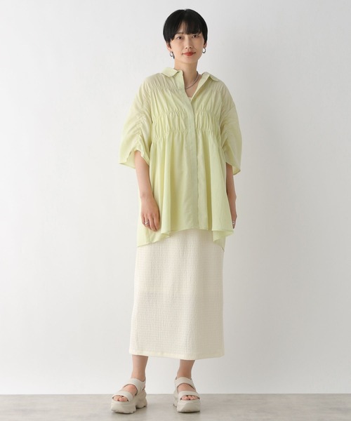 LEPSIM（レプシィム）の「シャーリング5分袖シャツ　124092（シャツ/ブラウス・レディース・ライム/チャコールグレー/ブルー/オフホワイト・FREE）」の17枚目の写真