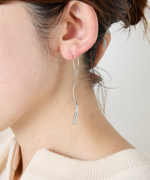 PAPILLONNER（パピヨネ）の「ドロップロングピアス（ピアス（両耳用）・レディース・ゴールド/シルバー・FREE）」の19枚目の写真