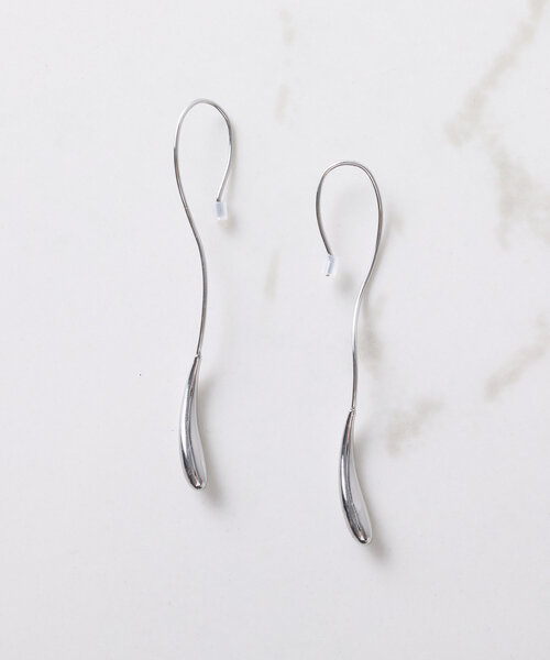 PAPILLONNER（パピヨネ）の「ドロップロングピアス（ピアス（両耳用）・レディース・ゴールド/シルバー・FREE）」の16枚目の写真