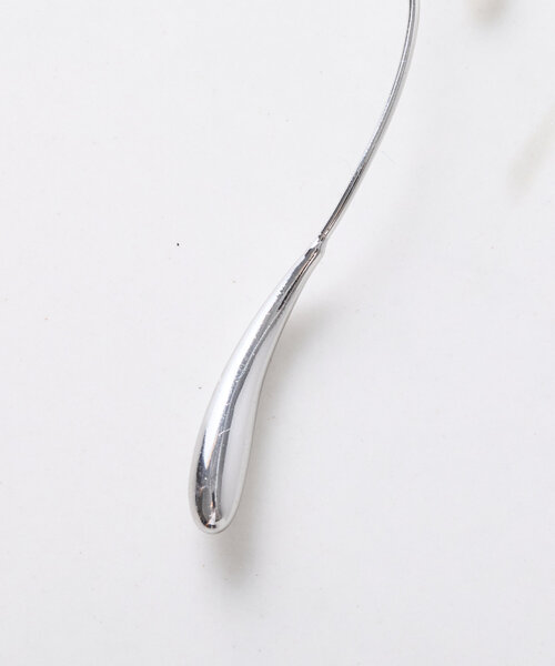 PAPILLONNER（パピヨネ）の「ドロップロングピアス（ピアス（両耳用）・レディース・ゴールド/シルバー・FREE）」の15枚目の写真