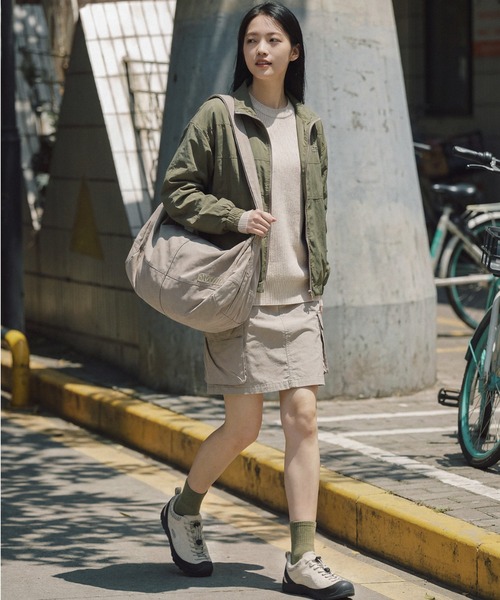 KEEN（キーン）の「JASPER "ROCKS" SP / ジャスパー ロックス エスピー / レディース スニーカー（スニーカー・レディース・アイボリー・25.5cm/25cm/24.5cm/24cm/23.5cm/23cm/22.5cm/26cm）」の14枚目の写真