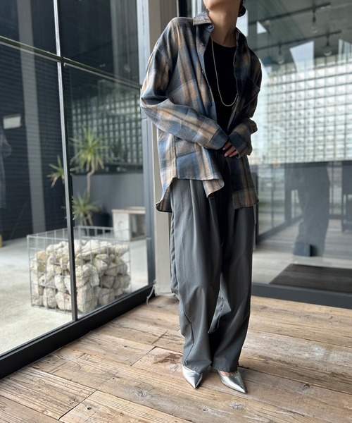 Kotoe（コトエ）の「オンブレチェックシャツ ビッグシルエット（シャツ/ブラウス・レディース・ネイビー・M/L）」の17枚目の写真