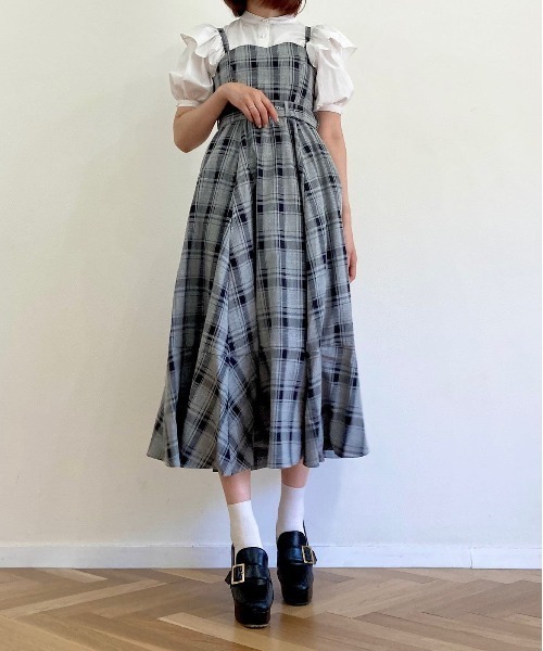 TITTY&CO.（ティティーアンドコー）の「NEWフレアミディジャンパースカート（ワンピース・レディース・ブラック/グレー/ラベンダー/モカ・FREE/X-SMALL）」の8枚目の写真