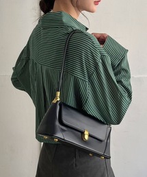 横長フラップショルダーバッグ