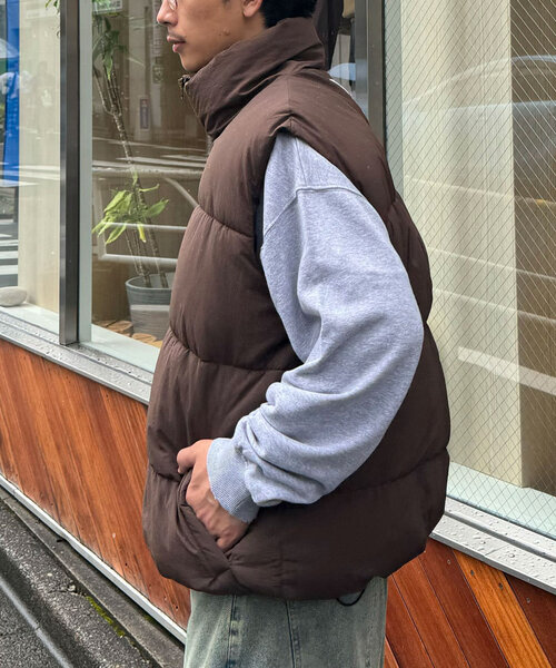 CIAOPANIC（チャオパニック）の「ナイロンワッシャー中綿スタンドカラーベスト（その他アウター・レディース・ブラック/ブラウン/オフホワイト・SMALL/MEDIUM/LARGE）」の4枚目の写真