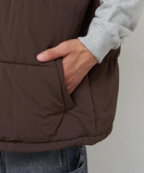 CIAOPANIC（チャオパニック）の「ナイロンワッシャー中綿スタンドカラーベスト（その他アウター・レディース・ブラック/ブラウン/オフホワイト・SMALL/MEDIUM/LARGE）」の17枚目の写真