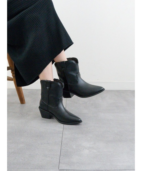 Fabby fabby(ファビィーファビィー)の「ポインテッドウエスタンショートブーツ(スニーカー・レディース・ブラウン/シルバー/ブラック・LARGE/MEDIUM/SMALL)」の15枚目の写真