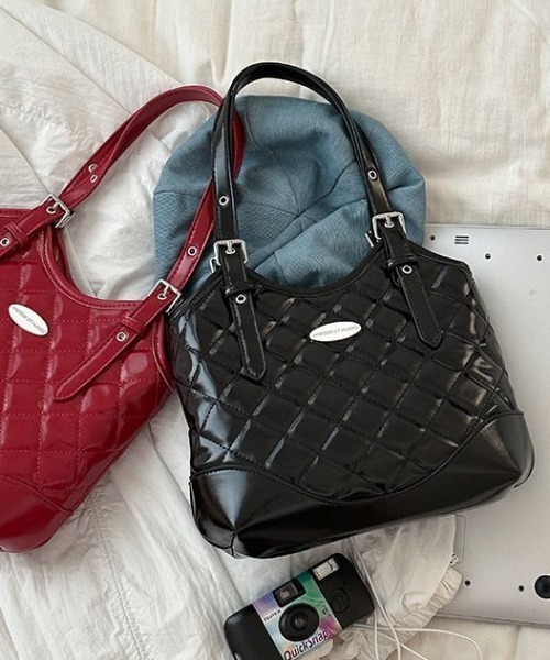 mebole(メボレ)の「キルティングハンドバッグ(ショルダーバッグ・レディース・ブラック/レッド/シルバー/ピンク/ホワイト・FREE)」の20枚目の写真