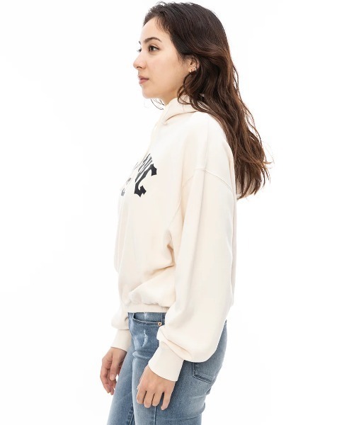 BILLABONG(ビラボン)の「BILLABONG レディース ARCH LOGO SWEAT PARK パーカー/ビラボンショート丈プルオーバーパーカー・フーディー(パーカー・レディース・アイボリー/オフホワイト/パープル系その他/グリーン系その他・LARGE/MEDIUM)」の9枚目の写真