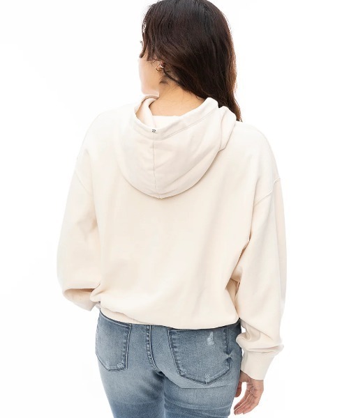 BILLABONG(ビラボン)の「BILLABONG レディース ARCH LOGO SWEAT PARK パーカー/ビラボンショート丈プルオーバーパーカー・フーディー(パーカー・レディース・アイボリー/オフホワイト/パープル系その他/グリーン系その他・LARGE/MEDIUM)」の10枚目の写真