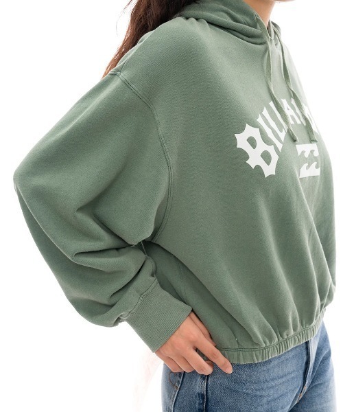 BILLABONG(ビラボン)の「BILLABONG レディース ARCH LOGO SWEAT PARK パーカー/ビラボンショート丈プルオーバーパーカー・フーディー(パーカー・レディース・アイボリー/オフホワイト/パープル系その他/グリーン系その他・LARGE/MEDIUM)」の12枚目の写真