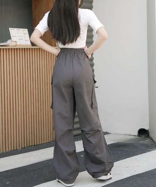 CLEA(クレア)の「ルーズカーゴパンツ(カーゴパンツ・レディース・カーキ/グレー・S/M/L)」の20枚目の写真