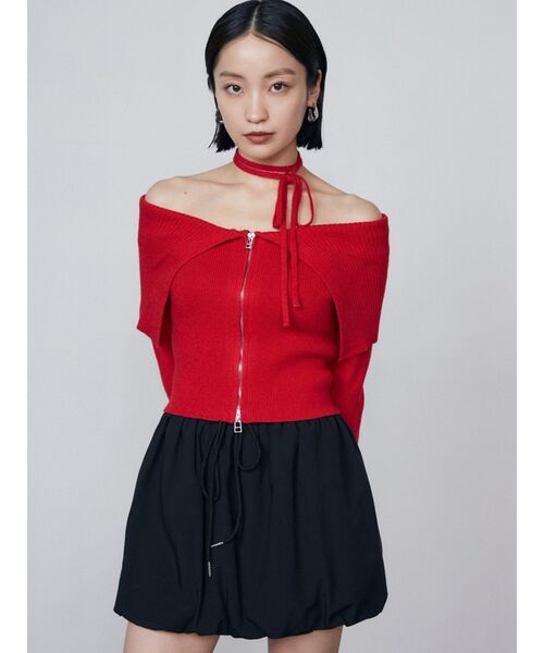 EMODA（エモダ）の「カラーオフショルダーストラップニット（ニット/セーター・レディース・レッド/グレー/アイボリー/ブラック・FREE）」の21枚目の写真